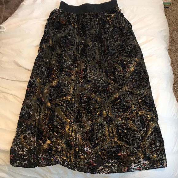 Beautiful Anthropologie Skirt - Picture 4 of 4